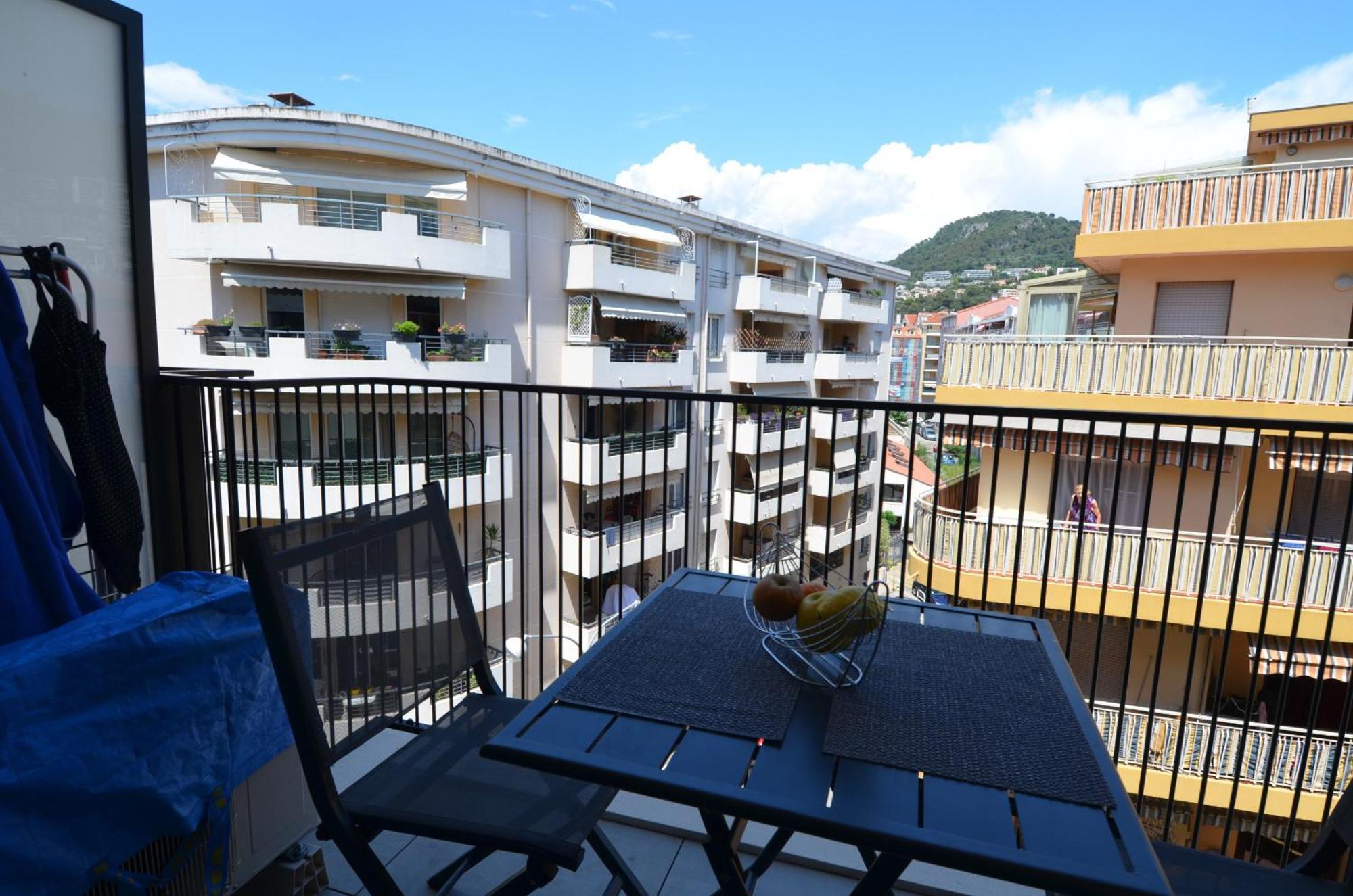 Villa Smolett - Appartement Cosy Au Coeur Du Quartier Du Port 尼斯 外观 照片